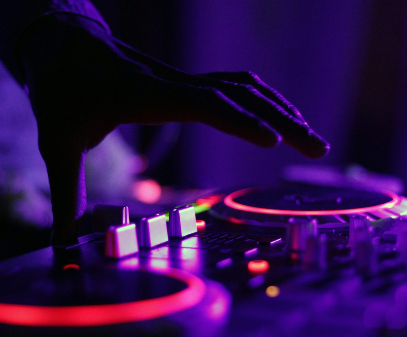 DJ DJ